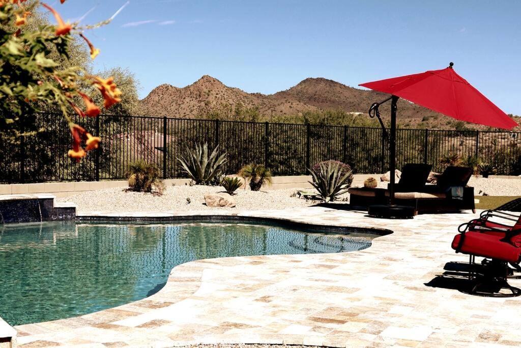 Phoenix Home With Heated Pool, Desert Views & Hot Tub أريزونا المظهر الخارجي الصورة