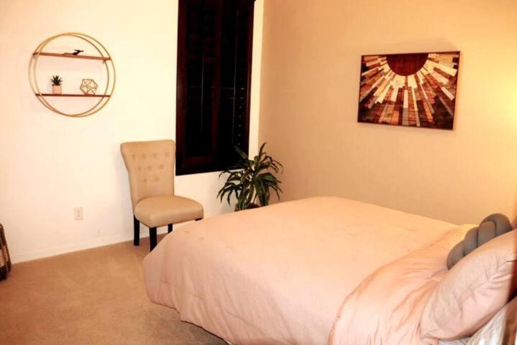 Phoenix Home With Heated Pool, Desert Views & Hot Tub أريزونا المظهر الخارجي الصورة