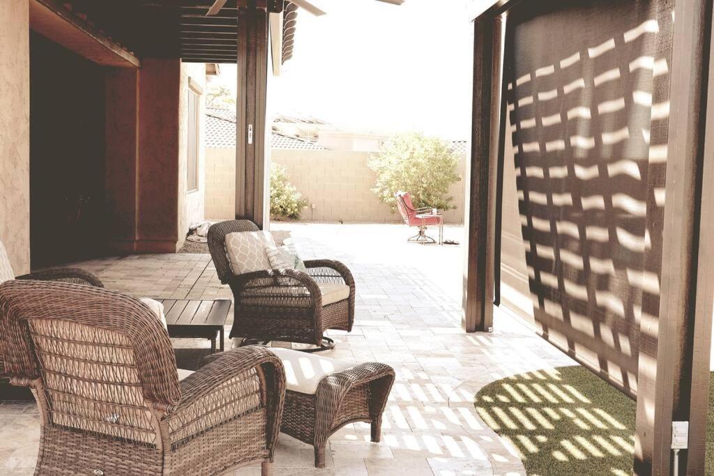 Phoenix Home With Heated Pool, Desert Views & Hot Tub أريزونا المظهر الخارجي الصورة