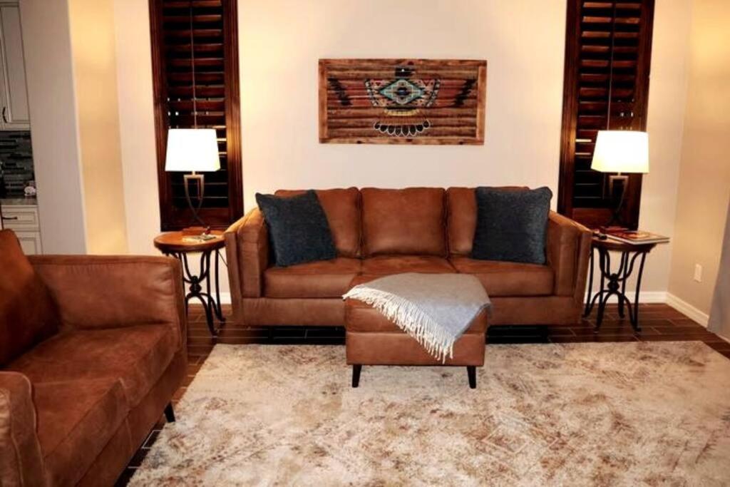 Phoenix Home With Heated Pool, Desert Views & Hot Tub أريزونا المظهر الخارجي الصورة